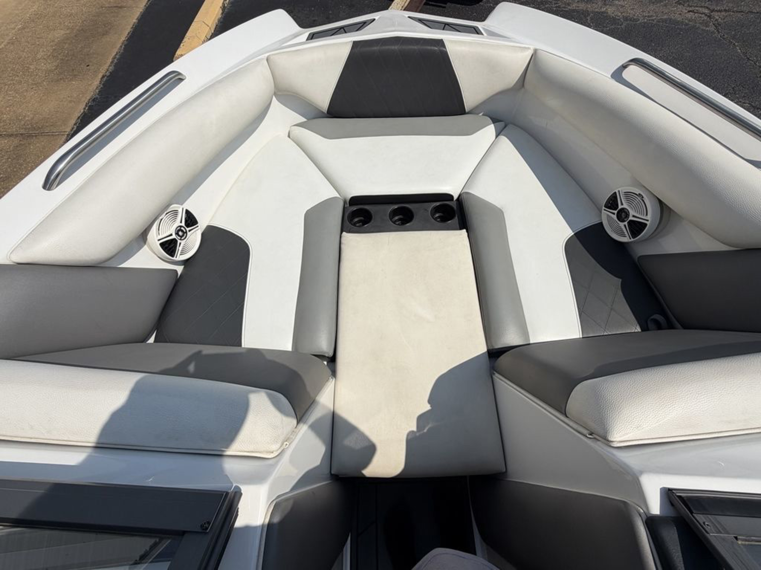 2016 Tige R22