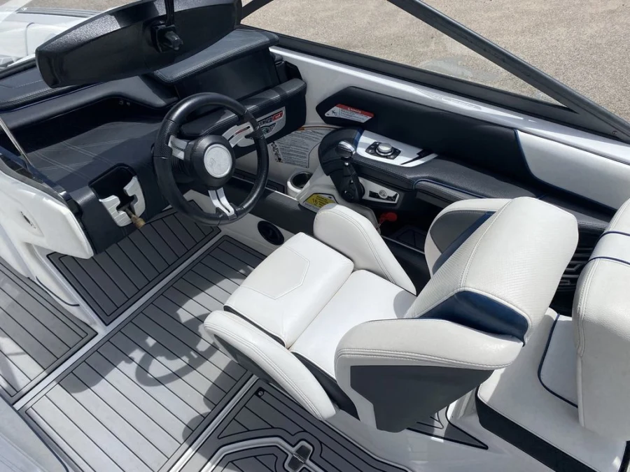 2018-nautique-g23-144417-image10
