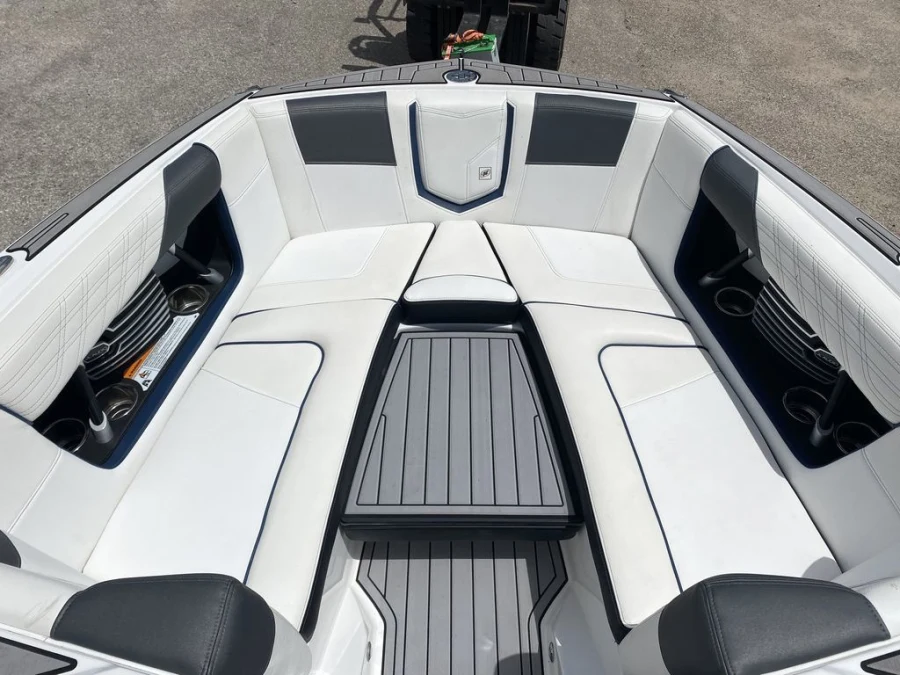 2018-nautique-g23-144417-image8
