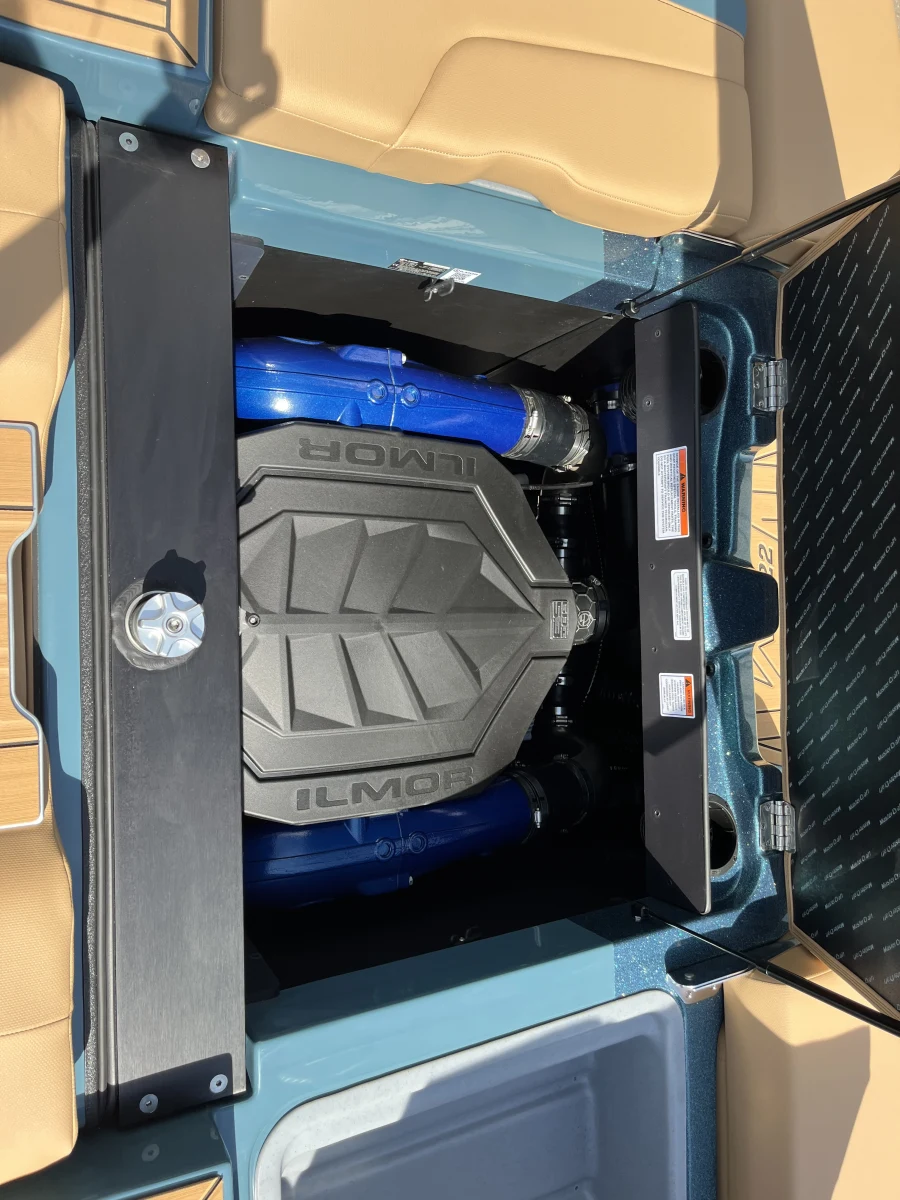 2027-mastercraft-xt22-144418-image13
