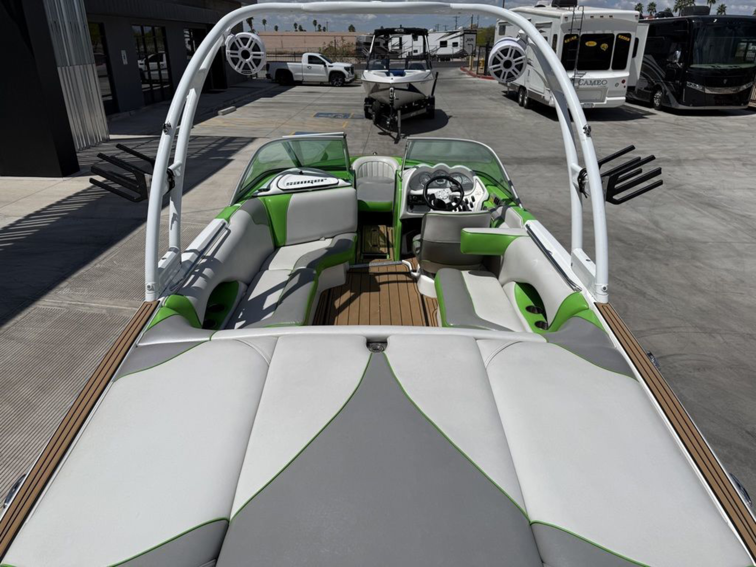 2016 Sanger Boats 215S