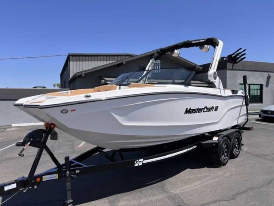 2027-mastercraft-xt22-144422-image2