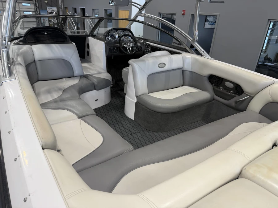 2007-supra-launch-24ssv-144424-image2