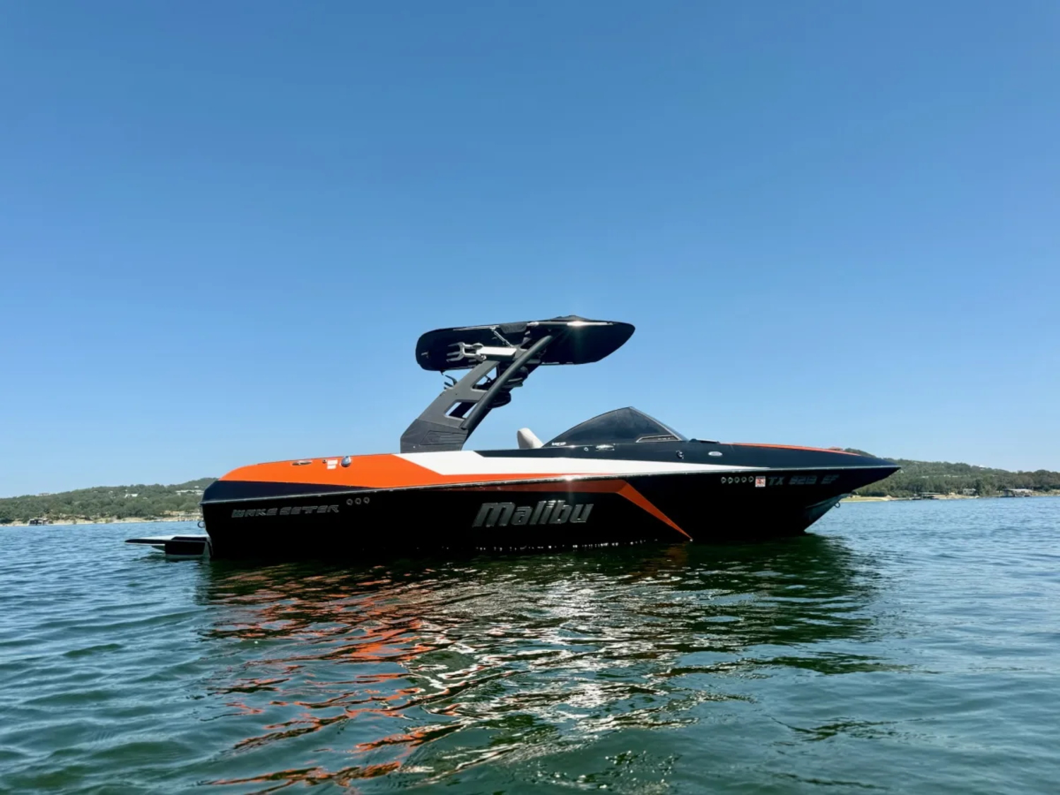 2018 Malibu 21 MLX