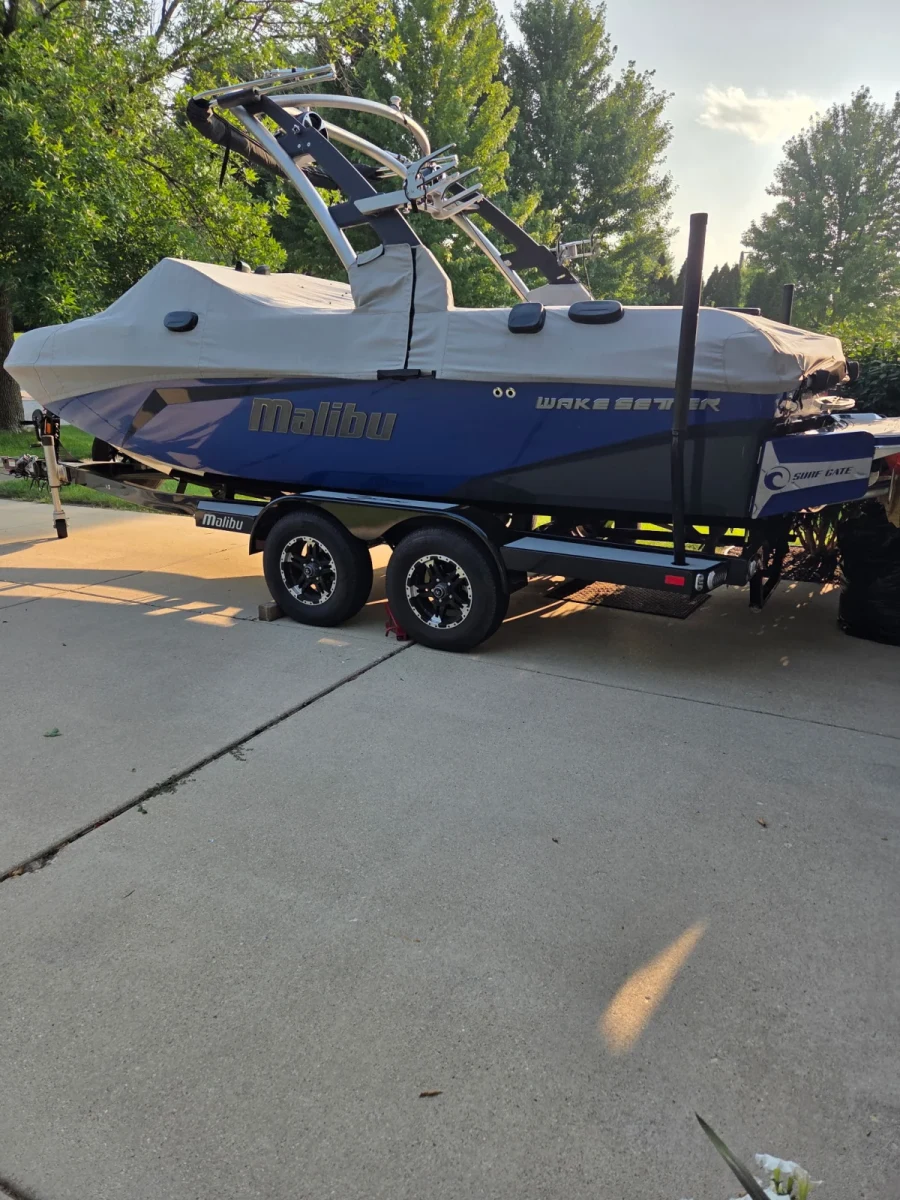 2018-malibu-wakesetter-vlx-144441-image4.webp