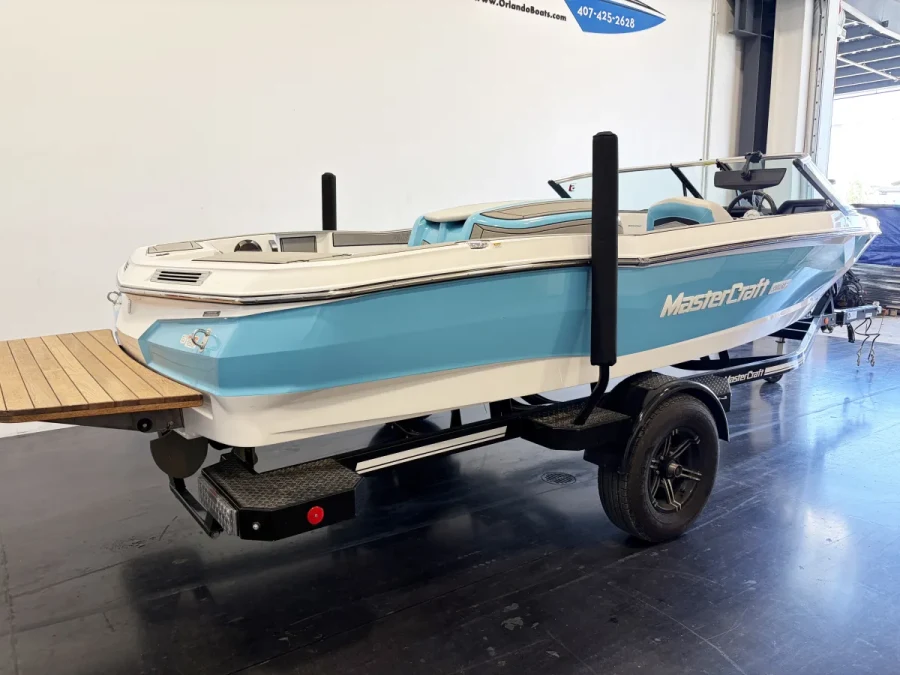 2021-mastercraft-prostar-144446-image3.webp
