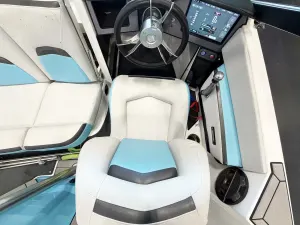 2021-mastercraft-prostar-144446-image8.webp