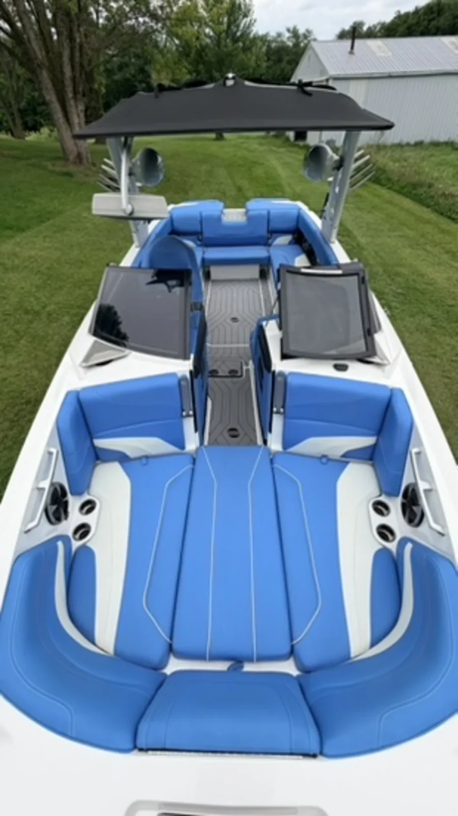 2018-malibu-wakesetter-24-mxz-144460-image15.webp