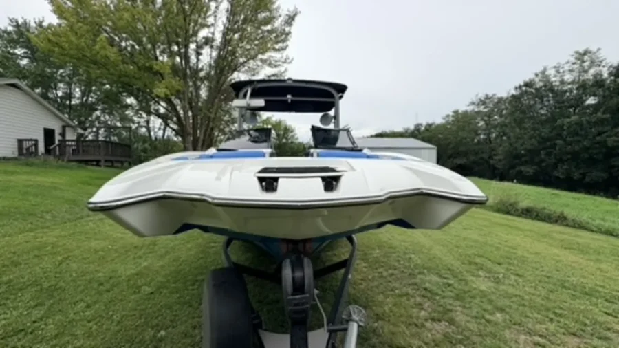 2018-malibu-wakesetter-24-mxz-144460-image22.webp
