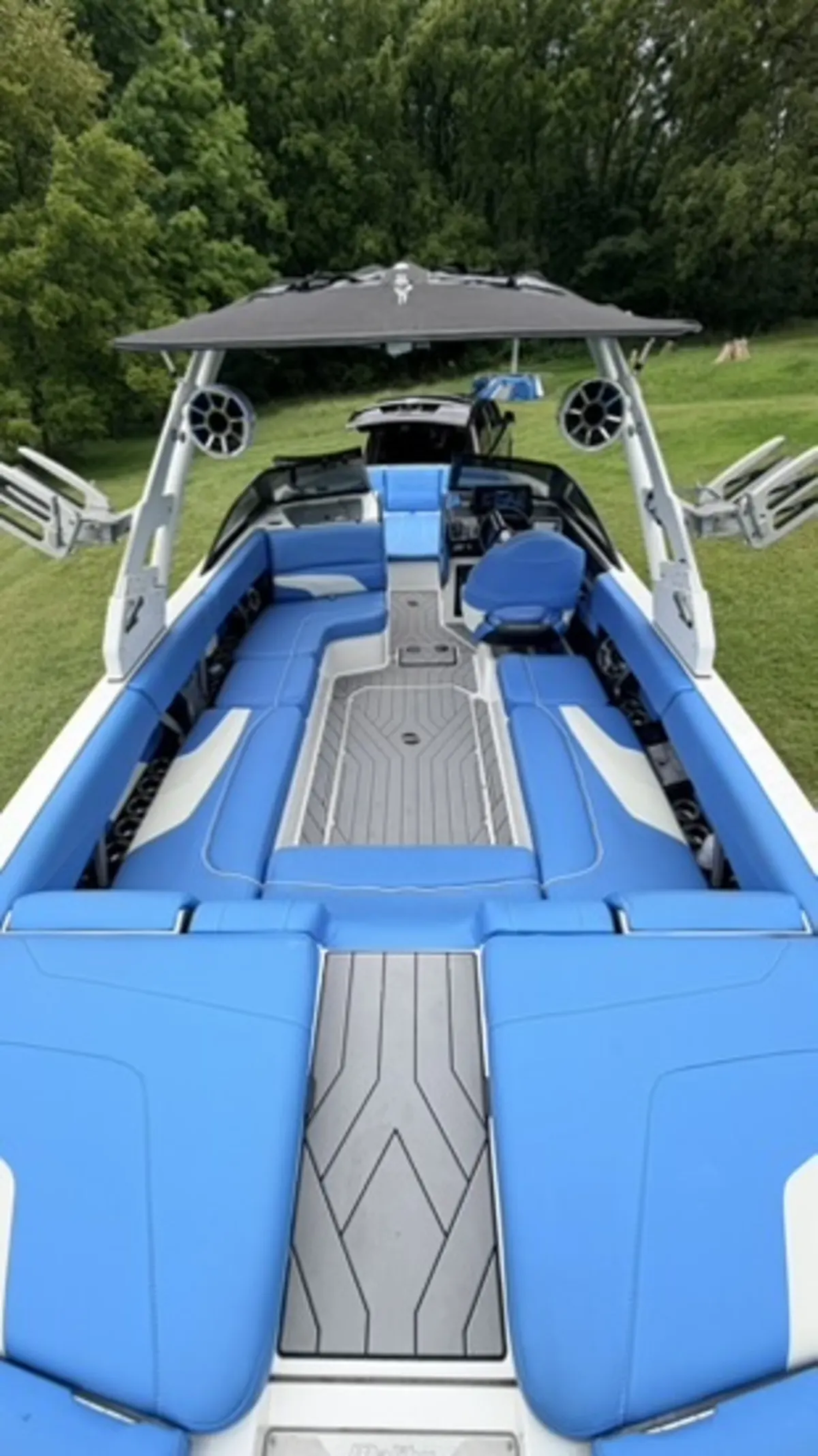 Malibu MXZ 24 Wakesetter