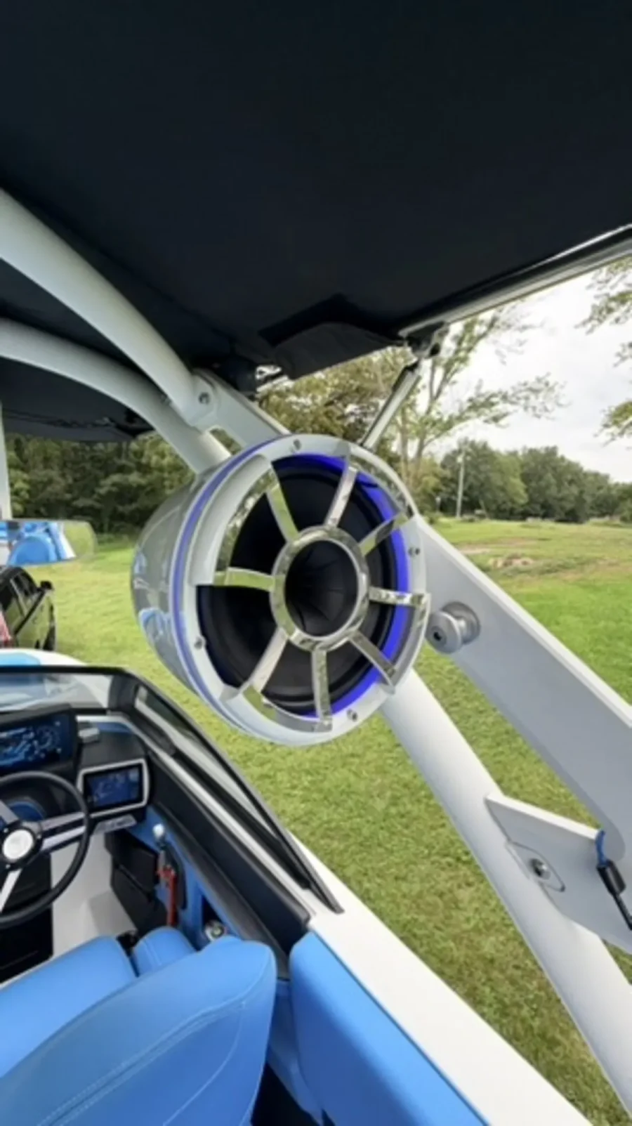2018-malibu-wakesetter-24-mxz-144460-image9.webp