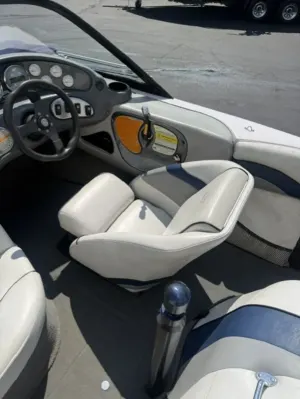 2003-nautique-ski-nautique-196-144469-image4.webp