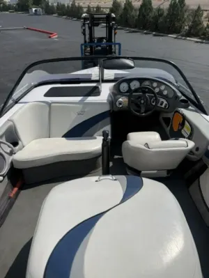 2003-nautique-ski-nautique-196-144469-image8.webp