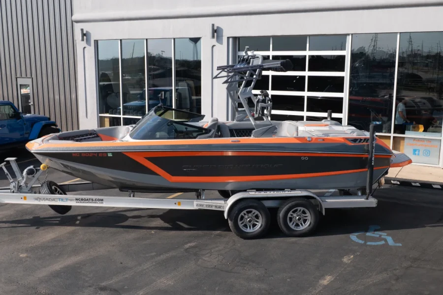 2021-nautique-gs22-144472-image3.webp