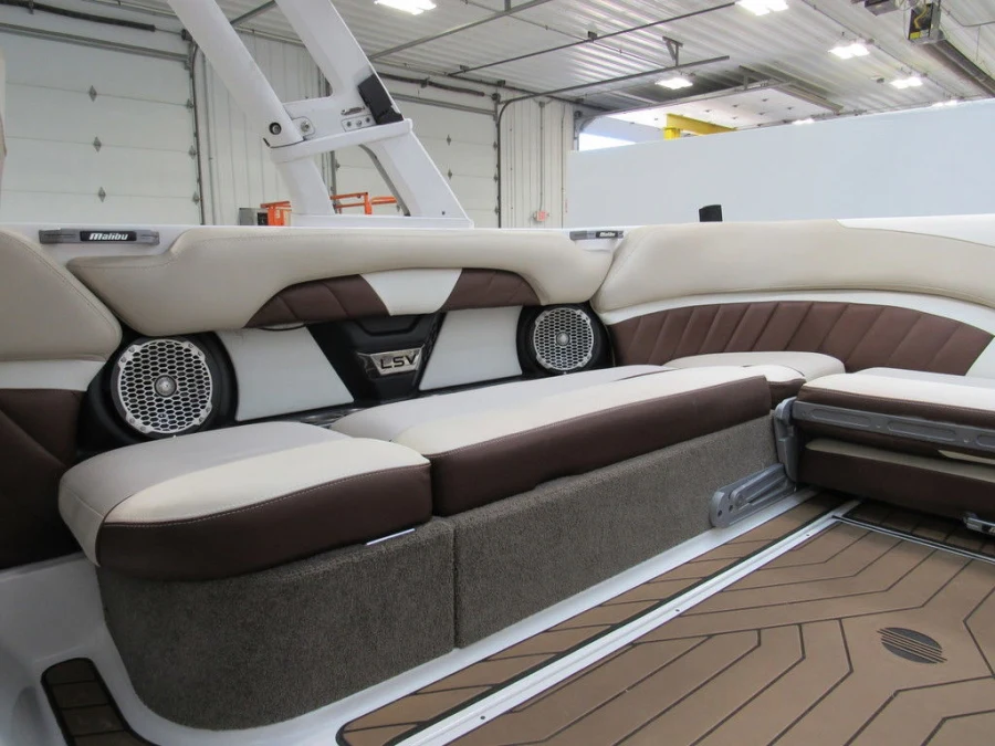 2016-malibu-wakesetter-25-lsv-144511-image14