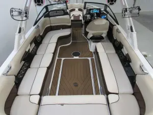 2016-malibu-wakesetter-25-lsv-144511-image8