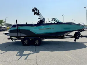 2025-mastercraft-nxt22-144507-image4