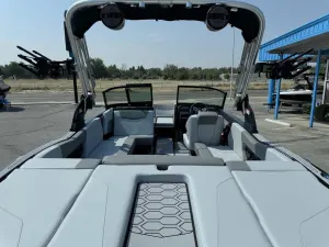 2025-mastercraft-nxt22-144507-image6