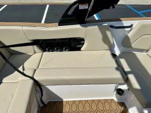 2027-mastercraft-nxt20-144508-image17