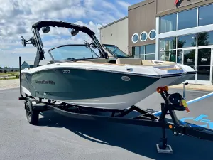 2027-mastercraft-nxt20-144508-image2