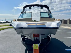 2027-mastercraft-nxt20-144508-image3