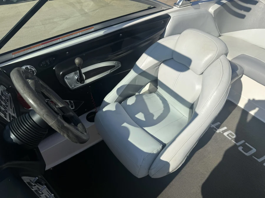 2006-mastercraft-x2-144512-image10