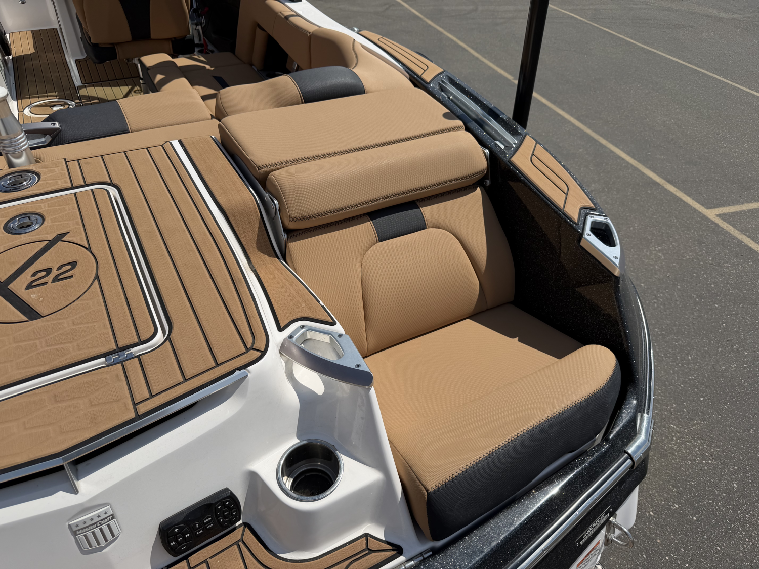 2021 MasterCraft X22
