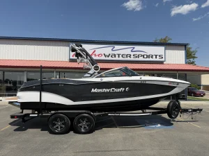 2021-mastercraft-x22-144513-image2