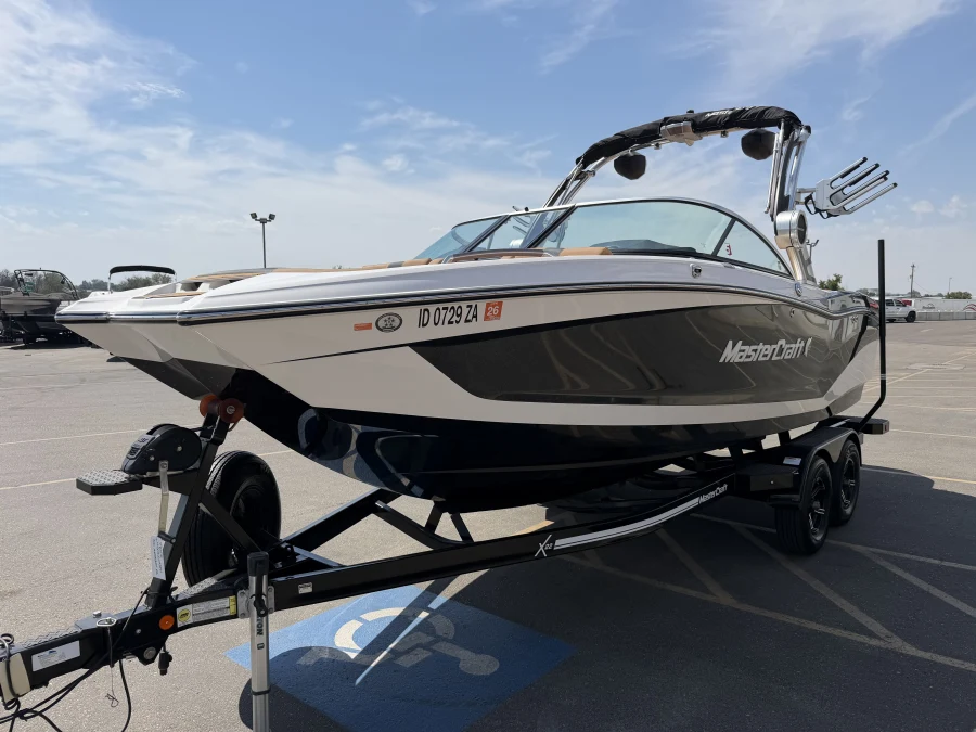 2021-mastercraft-x22-144513-image9