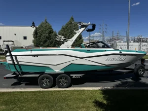 2023-malibu-wakesetter-25-lsv-144531-image6.webp