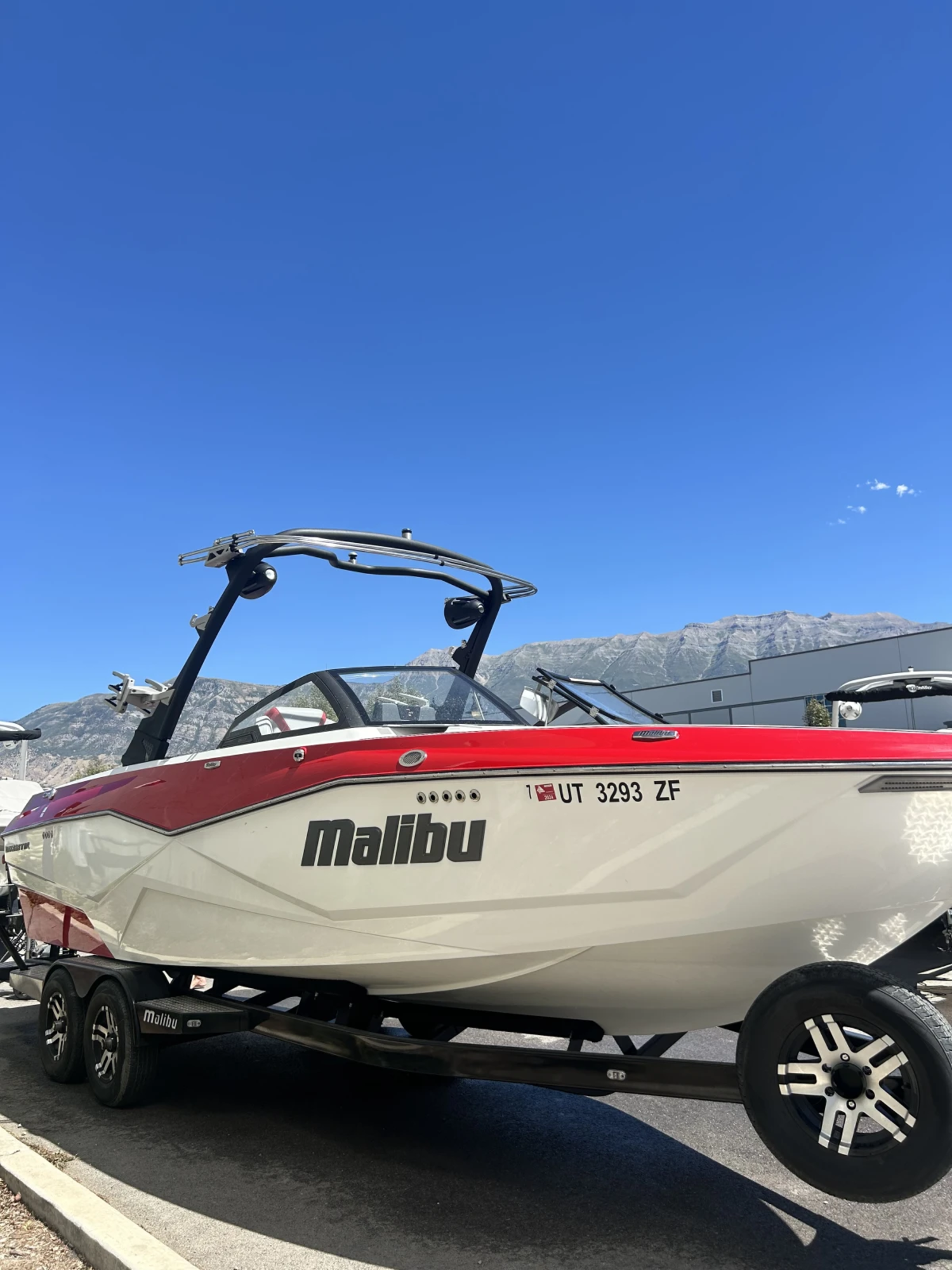 2023 Malibu 25' lsv  supercharged and loaded