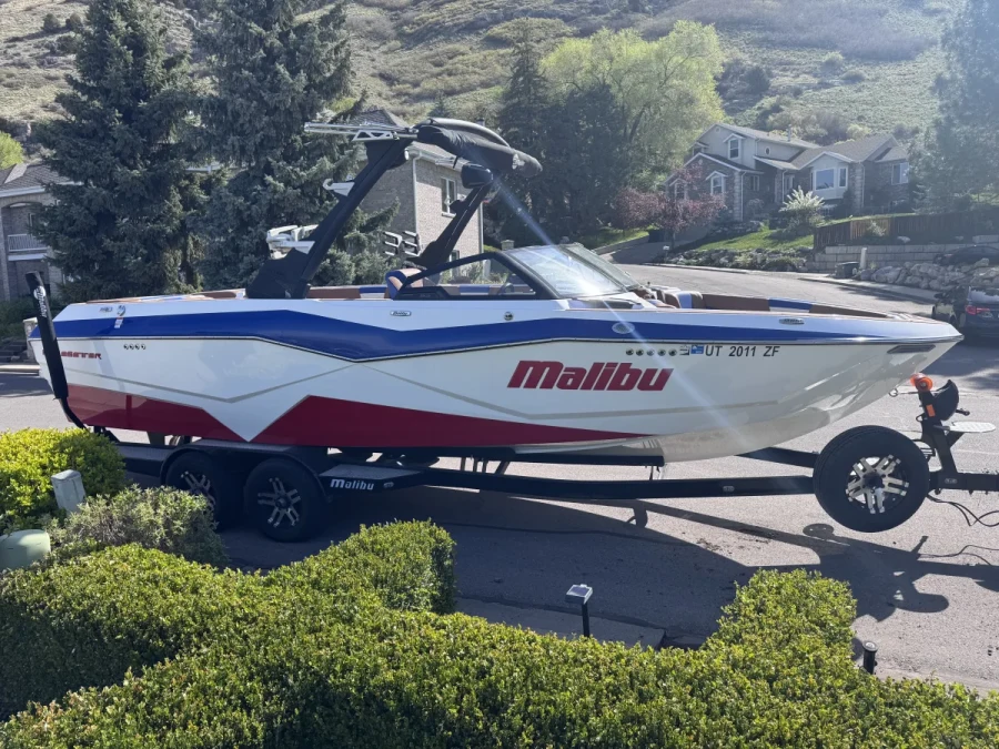 2023-malibu-wakesetter-25-lsv-144536-image7.webp