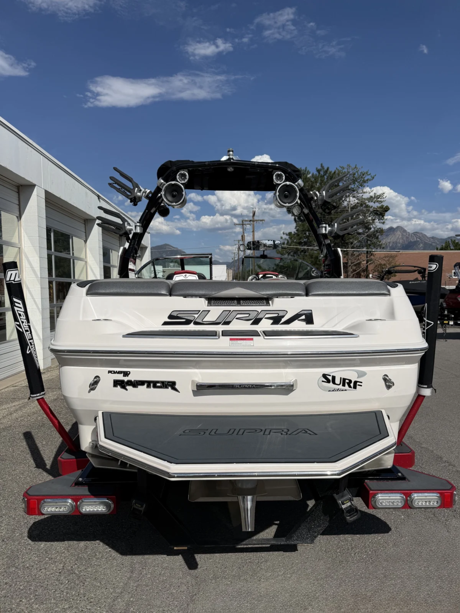 2015 22' Supra SC550 Bowrider