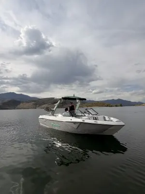 2026-malibu-wakesetter-23-lsv-144539-image2.webp