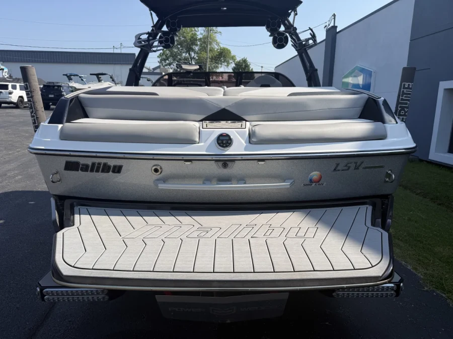 2016-malibu-wakesetter-23-lsv-144544-image6.webp