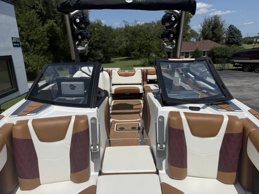 2020-malibu-m240-144546-image9.webp