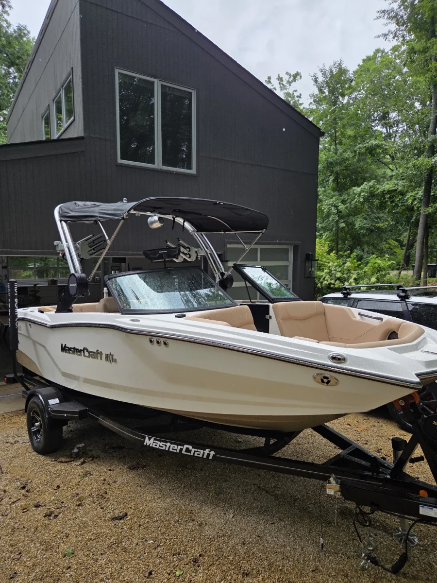 2023-mastercraft-nxt20-144547-image1.webp