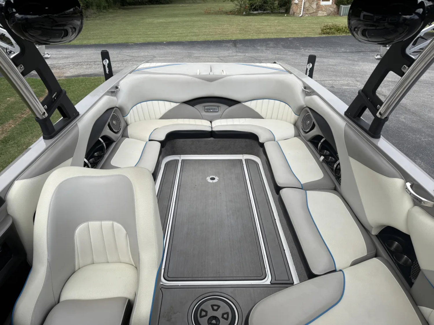 2014 Malibu Wakesetter 247LSV