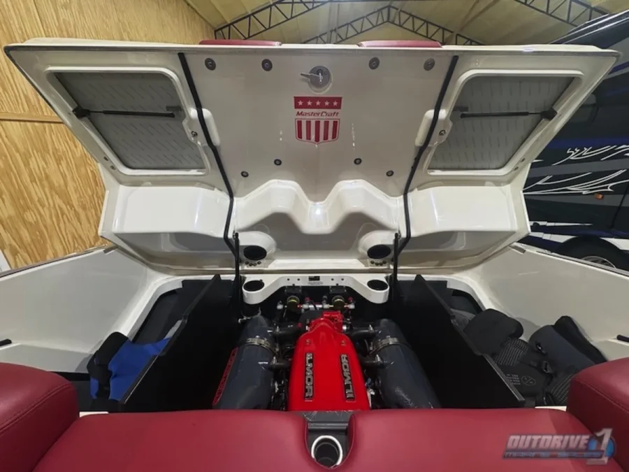 2015-mastercraft-x23-144553-image16.webp