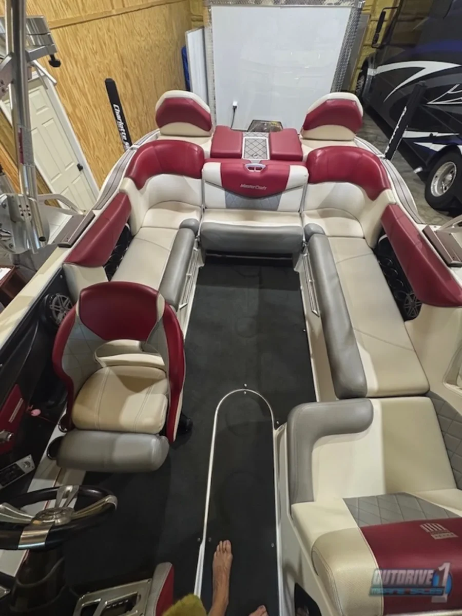 2015-mastercraft-x23-144553-image5.webp