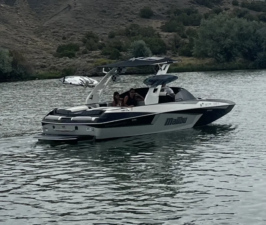 2020-malibu--wakesetter-23-mxz-144554-image12.webp