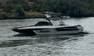 2020-malibu--wakesetter-23-mxz-144554-image13.webp