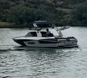 2020-malibu--wakesetter-23-mxz-144554-image15.webp