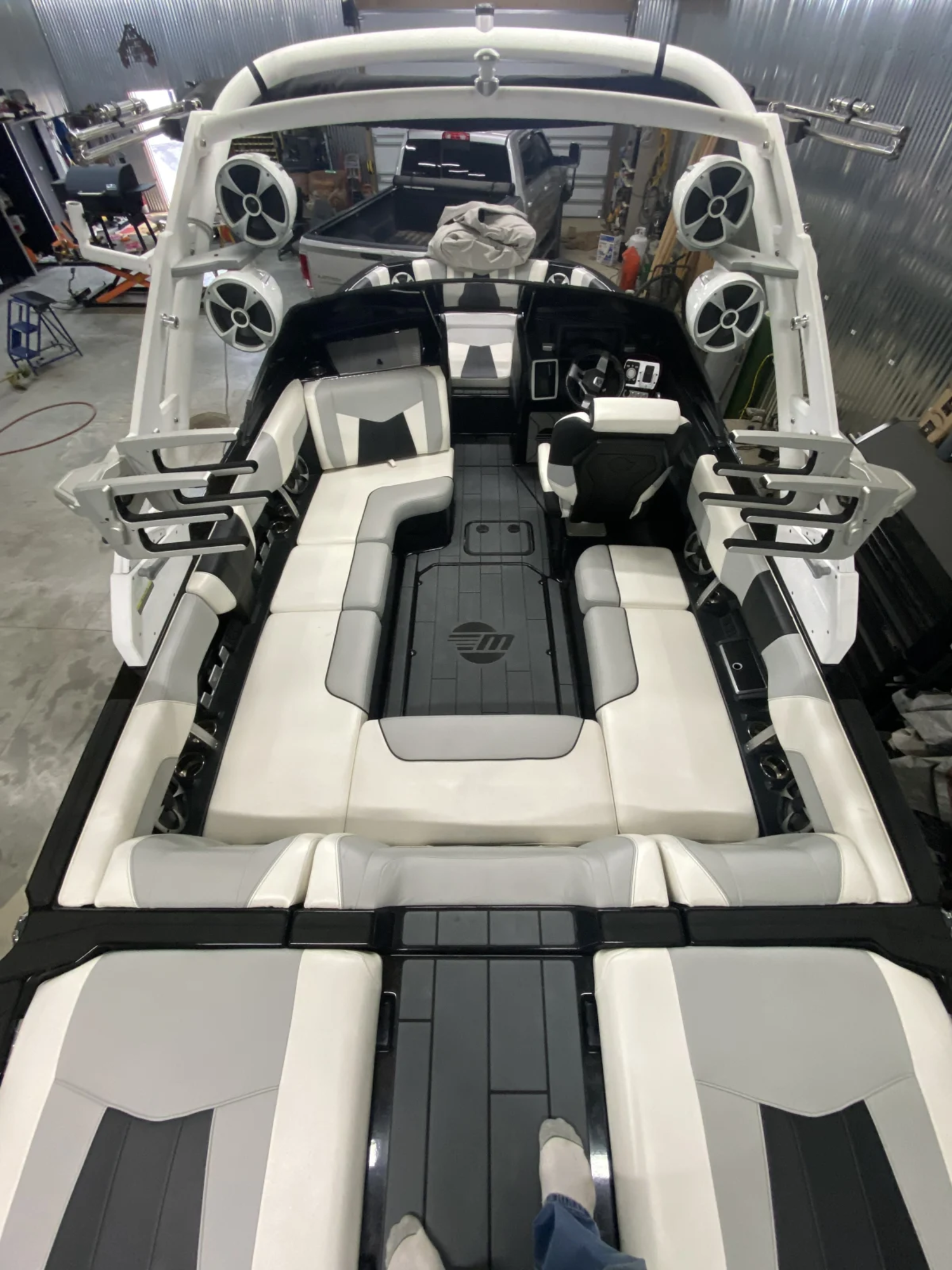 2020 Malibu Boats Wakesetter 23 MXZ