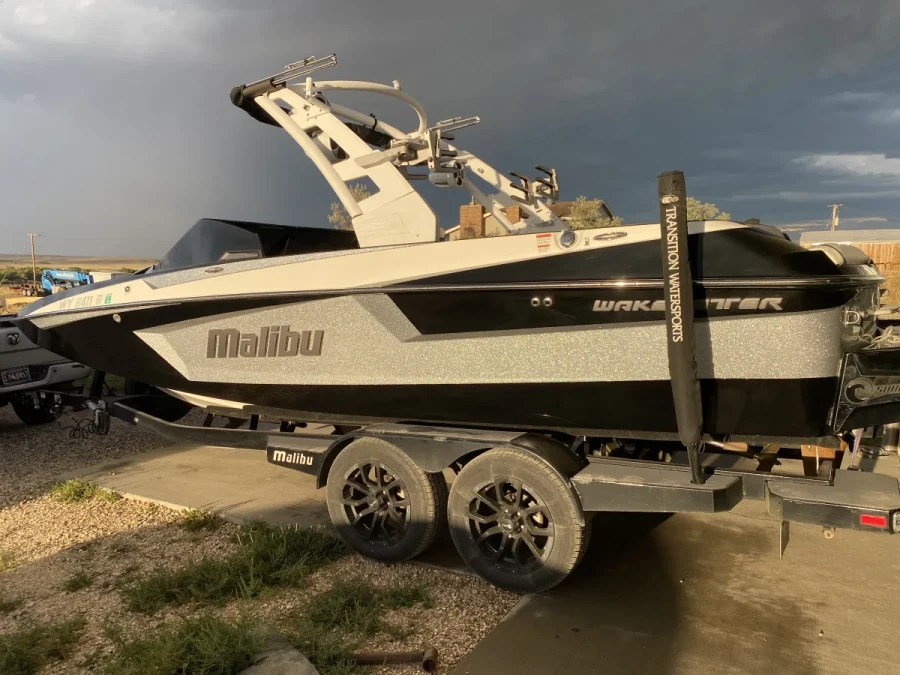 2020-malibu--wakesetter-23-mxz-144554-image4_011438.webp
