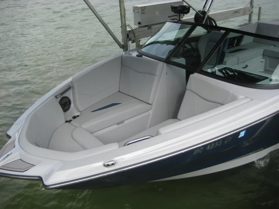2023-mastercraft-nxt23-144565-image1.webp