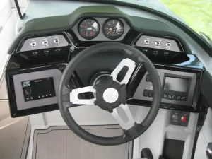 2023-mastercraft-nxt23-144565-image3.webp