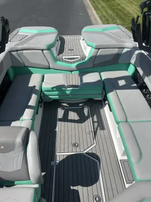 2021-nautique-g23-94832-image5.webp