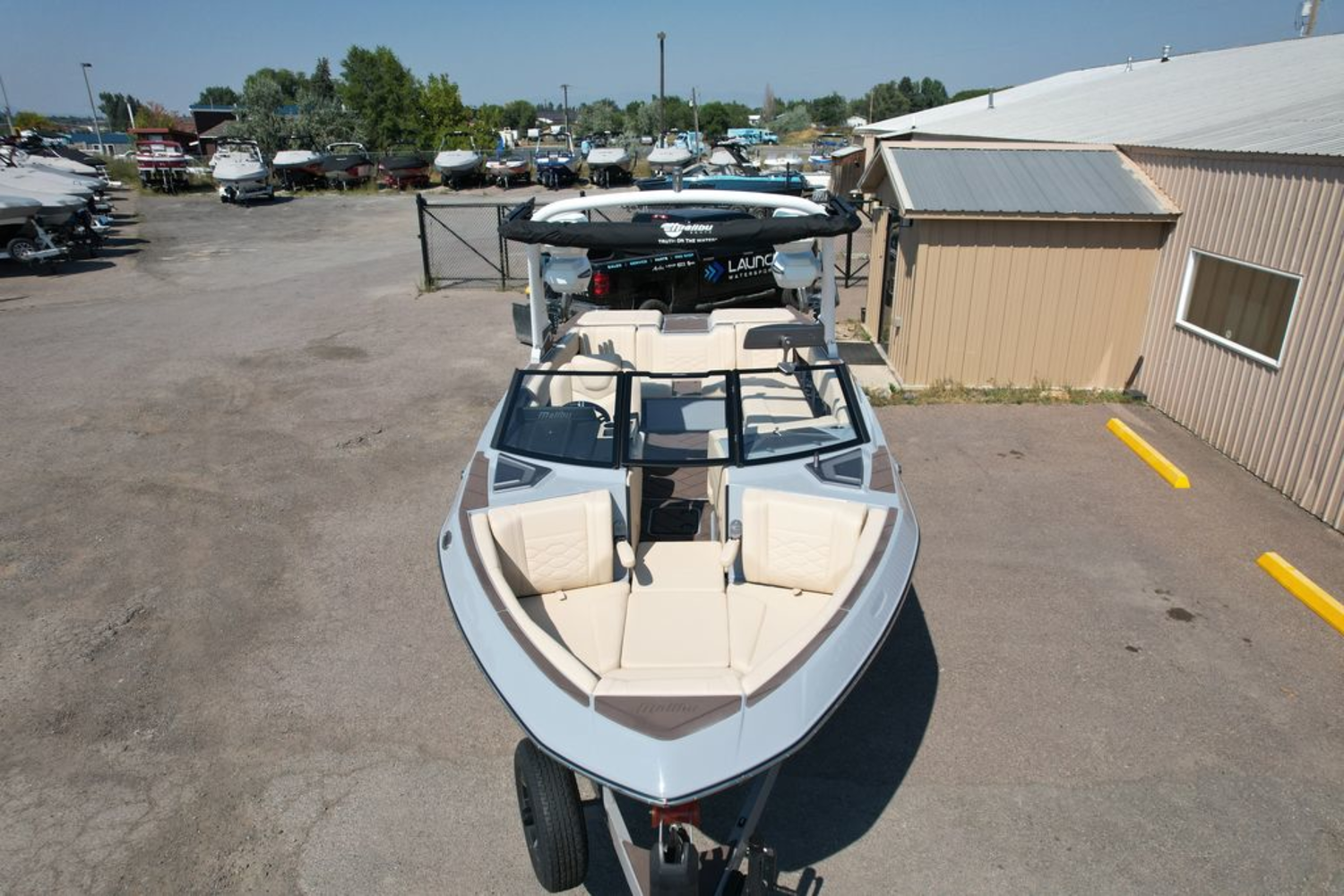2027 Malibu Boats 23 LSV