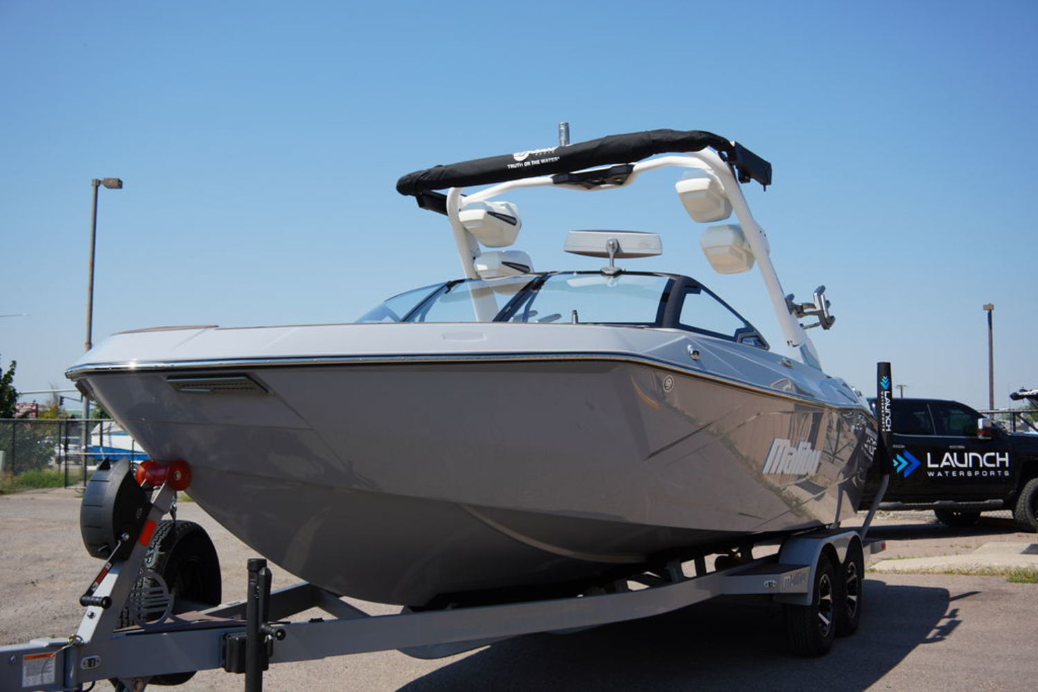 2027 Malibu Boats 23 LSV